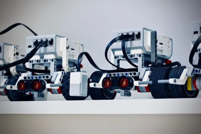 Lego Mindstorms EV3 Projects for Beginners